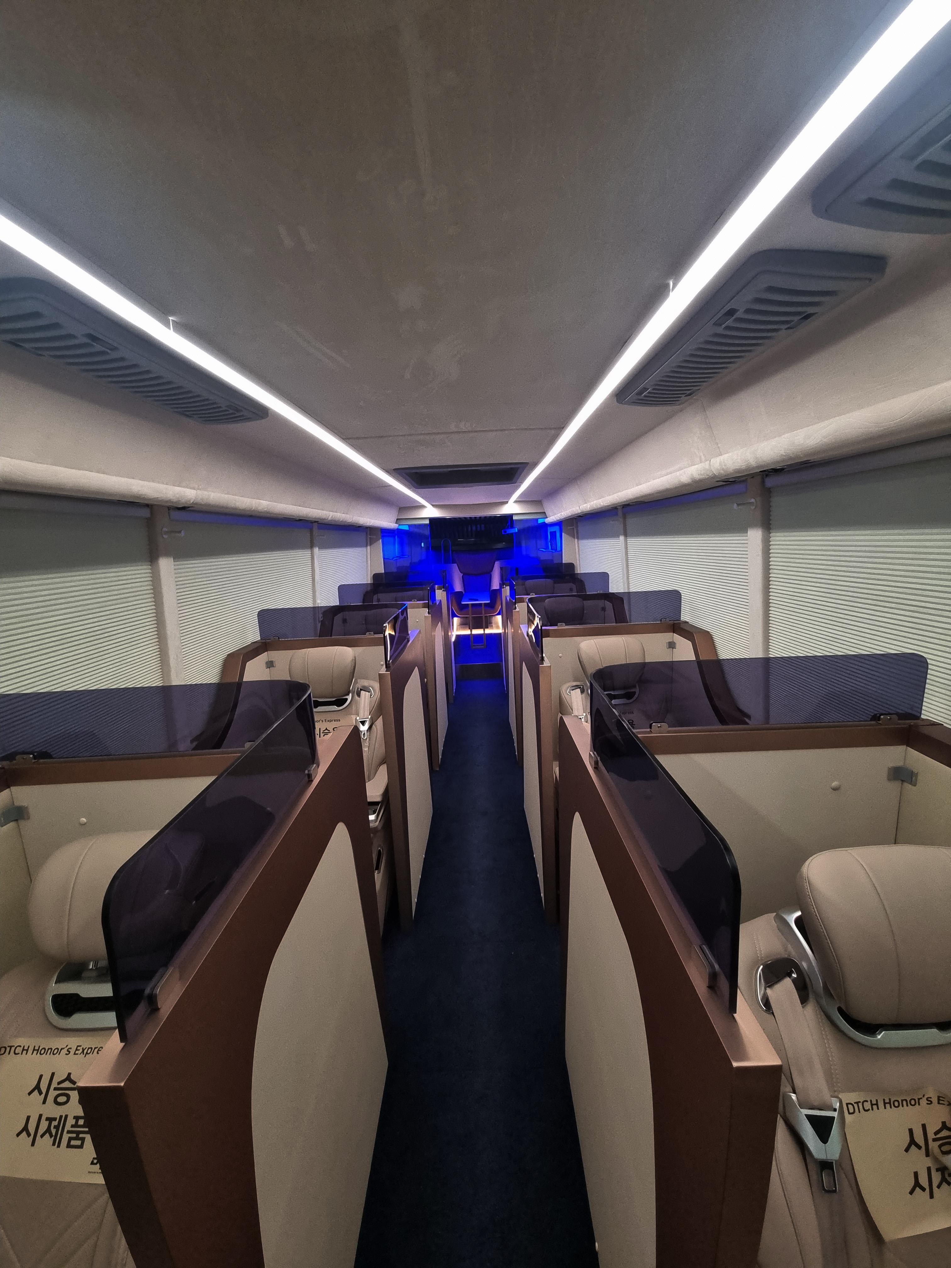 HE12 | 12인승 비즈니스 셔틀